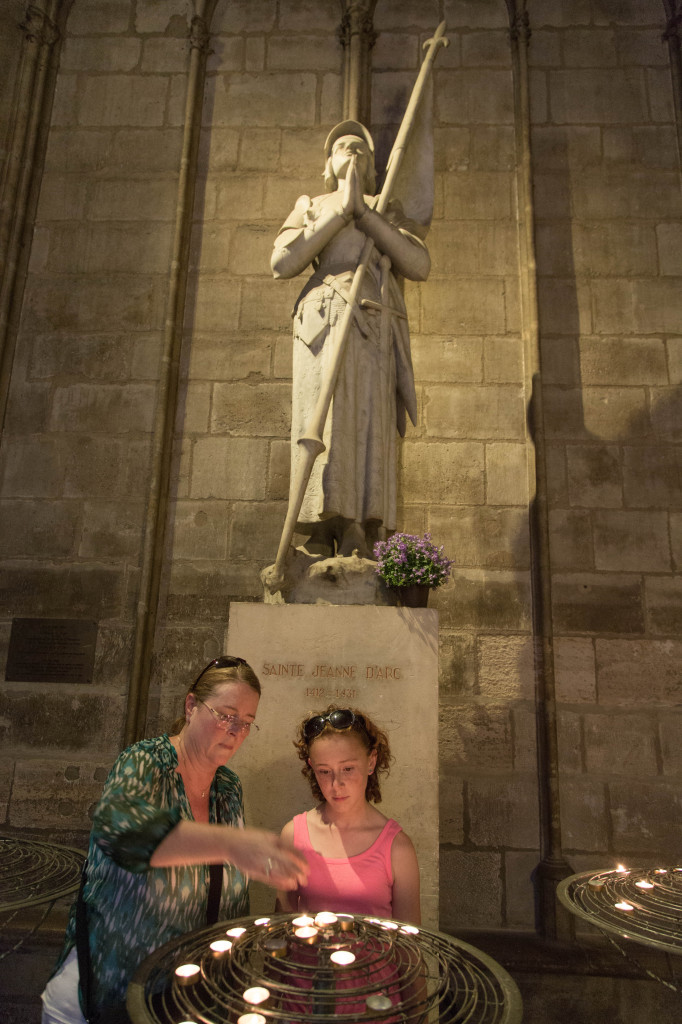 A ritual for every visit to Notre Dame.