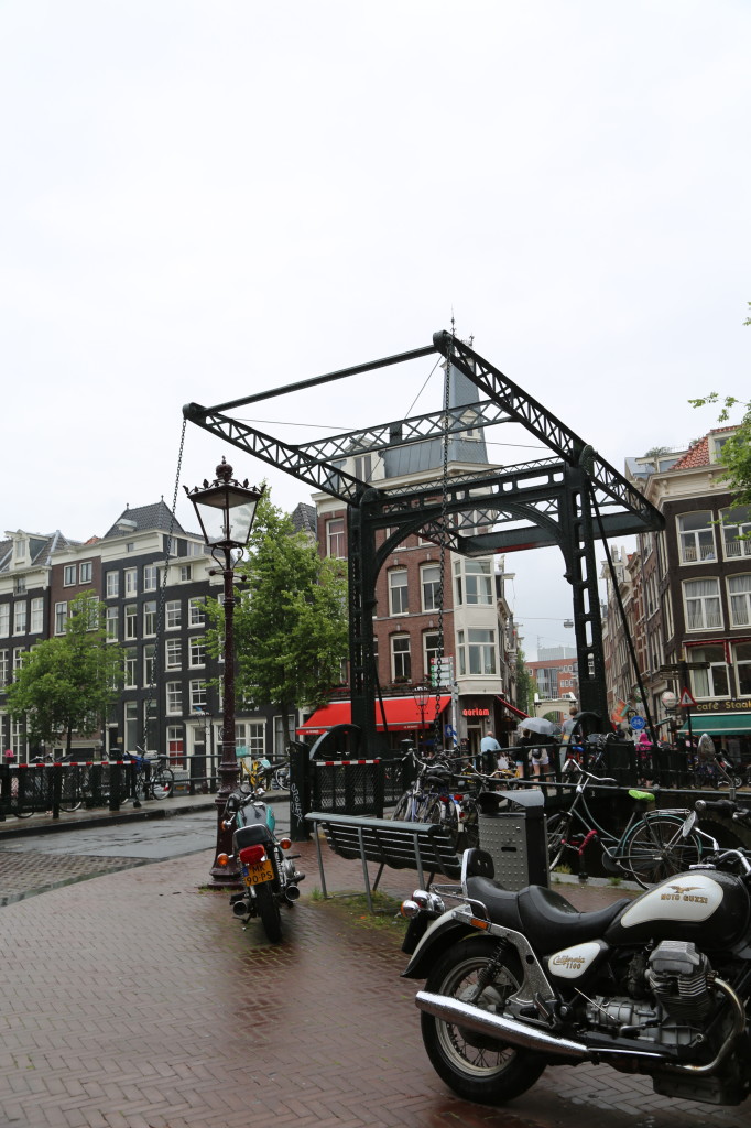 Staalstraat Bridge over Kloveniersburgwal